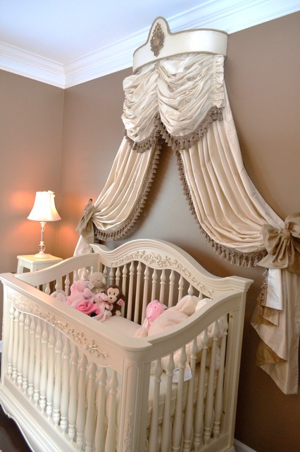 Интерьер комнаты для новорожденного малыша.