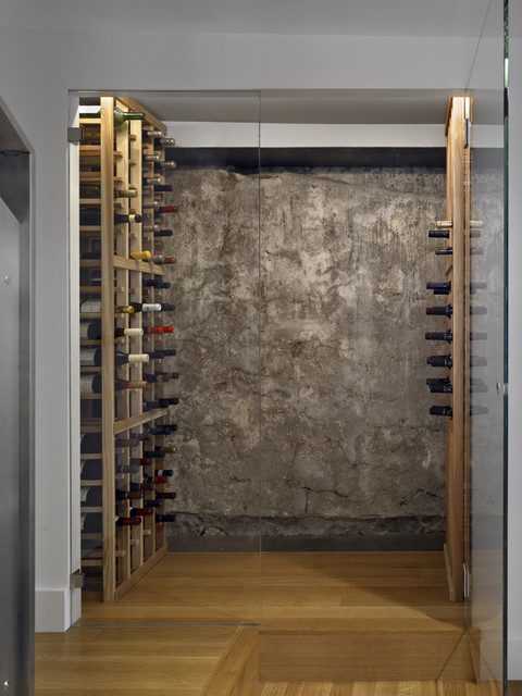 Интерьер помещения для хранения вина