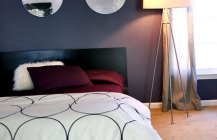 Дизайн спальни с геометрическим интерьером